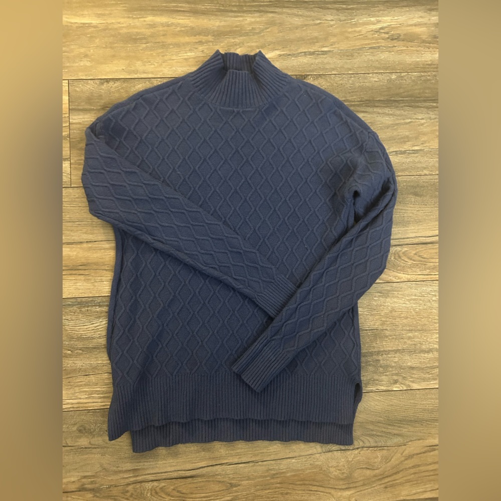Cyrus Turtleneck Sweater Size small Women’s blue Pullover